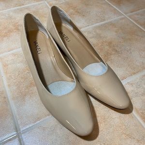 VAN ELI patent leather pumps